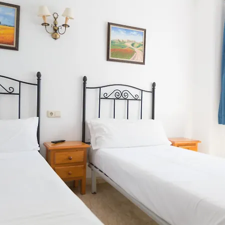 Mediterráneo Hotel *